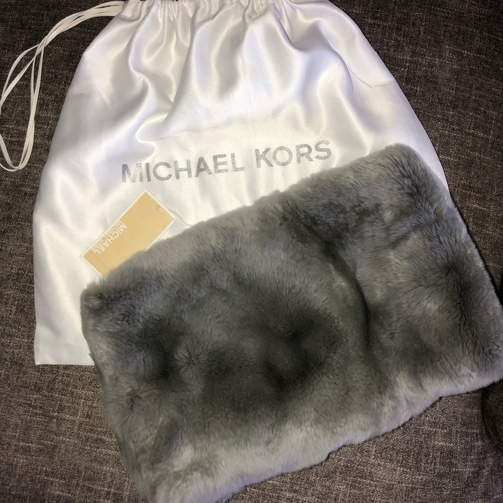 Michael Kors Rabbit Fur Neck Warmer NWT ❄️💙
